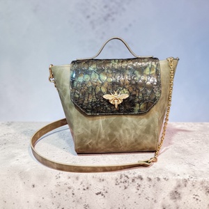 MIDI city hunter - marhabőr válltáska - táska & tok - kézitáska & válltáska - vállon átvethető táska - Meska.hu