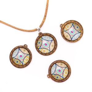 38mm Kerek natúr parafa portugál, kerámia csempe mintás ékszer medál - kellékek & szerszámok - gyöngyfűzés kellékek - egyéb alkatrész - Meska.hu