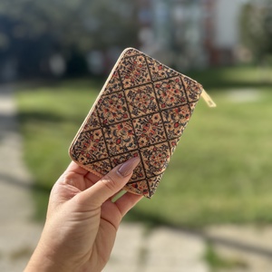 Kis méretű pénztárca, aprópénz tartó parafából  - táska & tok - pénztárca & más tok - aprópénztartó - Meska.hu