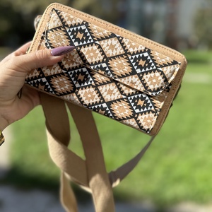 Parafa oldaltáska/mobiltartó  - táska & tok - kézitáska & válltáska - vállon átvethető táska - Meska.hu