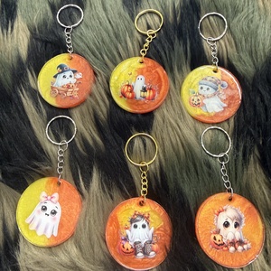 �� Halloween gyanta kulcstartó � - Meska.hu