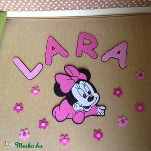 dekorgumi ajtó dekoráció: Név + figura - baby Minnie -  - Meska.hu