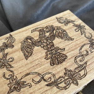 Ékszerdoboz, Turul mintával , fadoboz -  - Meska.hu