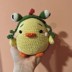 Béka sapkás csibe - játék & sport - plüssállat & játékfigura - más figura - Meska.hu