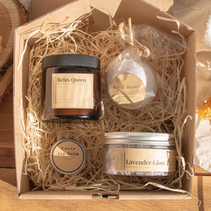 Relax ajándékcsomag, Ajándék nőknek, Levendulás Szójaviasz Gyertya, Self Care Gift Box, Koszorúslány Felkérő Ajándék, Szépségápolás, Kozmetikai ajándékcsomag, Gyertya-, mécseskészítés, Kozmetikum készítés, MESKA