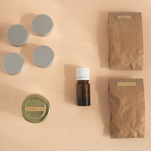 Csináld Magad DIY Kakaóvajas Ajakbalzsam készítő csomag, Ajándék nőknek gyerekeknek, Kreatív ajándék, Tégelyes Ajakápoló - diy (csináld magad) - egységcsomag - Meska.hu