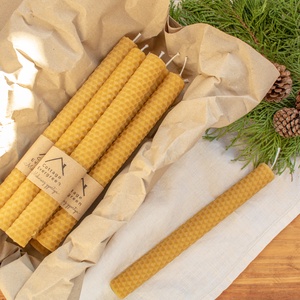 Méhviasz Gyertya, Karácsonyi Szálgyertya, Szülinapi Ajándék, Illatmentes Gyertya Méhviasz Lapokból, Beeswax Candle - otthon & életmód - gyertya, illat, aroma - gyertya - Meska.hu