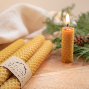 Méhviasz Gyertya, Karácsonyi Szálgyertya, Szülinapi Ajándék, Illatmentes Gyertya Méhviasz Lapokból, Beeswax Candle - otthon & életmód - gyertya, illat, aroma - gyertya - Meska.hu