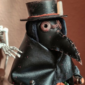 Pestisdoktor figura - otthon & életmód - dekoráció - dekoratív figurák és szobrok - Meska.hu