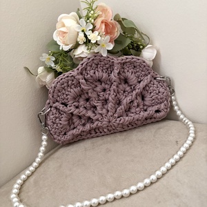 �Pearl táska csillogós rózsaszín színben, Táska & Tok, Kézitáska & válltáska, Válltáska, Horgolás, MESKA