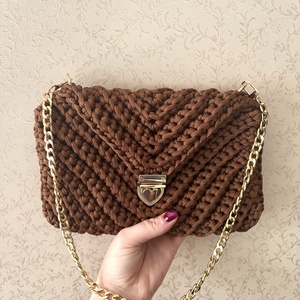 �Amour táska barna színben, Táska & Tok, Kézitáska & válltáska, Válltáska, Horgolás, MESKA