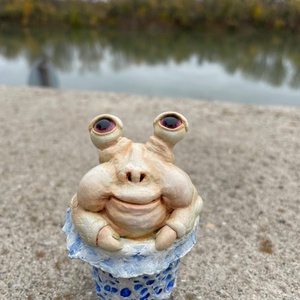 Kézzel készített egyedi kis figura - otthon & életmód - dekoráció - dísztárgy - Meska.hu