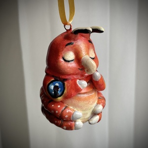 Cuki hernyó dísz / ajándék � tökéletes Valentin-napra - Meska.hu