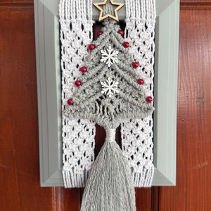 Szürke - fehér makramé kopogtató - Meska.hu