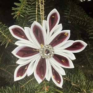 Fehér - bordó csillag, Karácsony, Karácsonyi lakásdekoráció, Karácsonyfadíszek, Mindenmás, MESKA