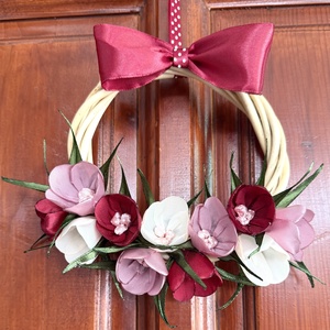 Bordó krókuszos ajtódísz, Otthon & Életmód, Dekoráció, Ajtó- és ablak dekoráció, Ajtódísz & Kopogtató, Mindenmás, MESKA