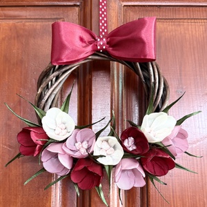 Bordó krókuszos ajtódísz, Otthon & Életmód, Dekoráció, Ajtó- és ablak dekoráció, Ajtódísz & Kopogtató, Mindenmás, MESKA