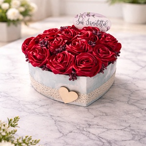 Bordó rózsabox, Otthon & Életmód, Virágdekoráció, Virágok, Virágbox, Varrás, MESKA