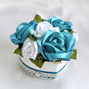 Türkizkék rózsabox, Otthon & Életmód, Virágdekoráció, Virágok, Virágbox, Varrás, MESKA
