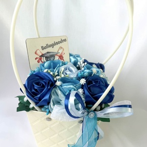 Kék ballagási táska - csokor, Otthon & Életmód, Virágdekoráció, Virágok, Virágbox, Varrás, MESKA