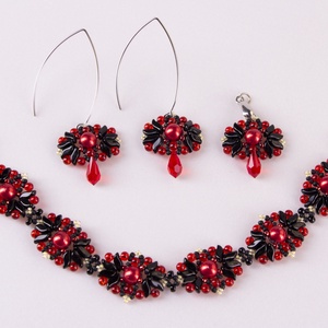 Creabead Design piros-fekete elegáns ékszerszett Swarovski kristállyal, Ékszer, Ékszerszett, Gyöngyfűzés, gyöngyhímzés, Meska