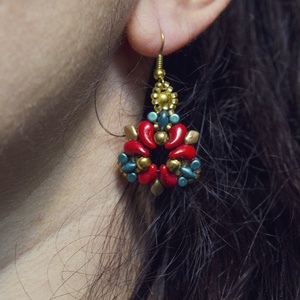 Creabead Design mikulásvirág fülbevaló/medál/szett, Ékszer, Fülbevaló, Lógó fülbevaló, Gyöngyfűzés, gyöngyhímzés, MESKA