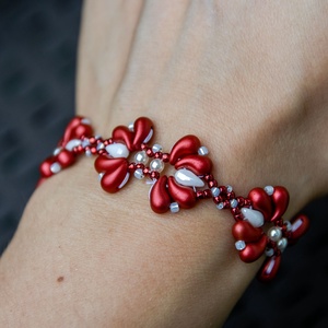 Creabead Design matyó stílusú elegáns karkötő, Ékszer, Karkötő, Gyöngyös karkötő, Gyöngyfűzés, gyöngyhímzés, MESKA