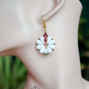 Creabead Design matyórózsa stílusú elegáns trikolor fülbevaló, Ékszer, Fülbevaló, Lógó csepp fülbevaló, Gyöngyfűzés, gyöngyhímzés, MESKA