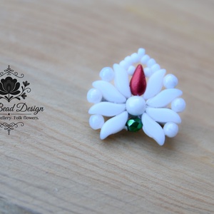 Creabead Design trikolór kitűző (ékszerként is kérhető) - ékszer - kitűző és bross - Meska.hu