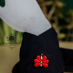 Kézzel készült gyöngyös gombfedő dísz � matyó inspirációval, Ékszer, Mandzsettagomb, Gyöngyfűzés, gyöngyhímzés, MESKA