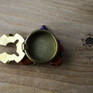 Kézzel készült gyöngyös gombfedő dísz � matyó inspirációval - ékszer - mandzsettagomb - Meska.hu