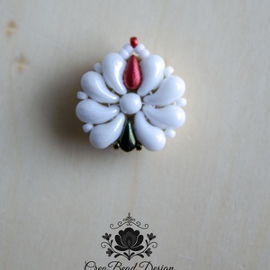 Kézzel készült gyöngyös gombfedő dísz � matyó inspirációval - ékszer - mandzsettagomb - Meska.hu