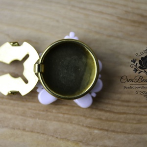 Kézzel készült gyöngyös gombfedő dísz � matyó inspirációval - ékszer - mandzsettagomb - Meska.hu