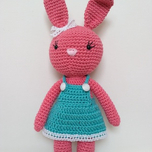Húsvéti horgolt nyuszi Nyuli amigurumi, öltöztethető - Meska.hu