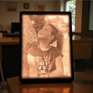 Emlékfény  Portré litofán kép kerettel (3:4), Otthon & Életmód, Lámpa, Hangulatlámpa, Mindenmás, MESKA