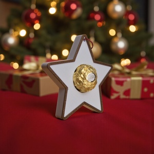Édes Csillag  Karácsonyfadísz Ferrero Rocher-rel - karácsony - karácsonyi lakásdekoráció - karácsonyfadíszek - Meska.hu
