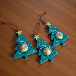 Karácsonyi varázslat csokoládéval fűszerezve!  Karácsonyfadísz Ferrero Rocher-rel - karácsony - karácsonyi lakásdekoráció - karácsonyfadíszek - Meska.hu