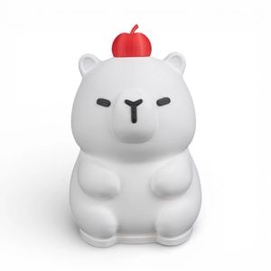 Békés kapibara hangulatlámpa almával a fején - baba - mama - babaszoba dekoráció - éjszakai fény - Meska.hu