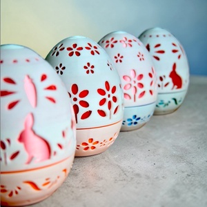 Elegáns tavaszi motívumos nyitható tároló tojás gyerekeknek és felnőtteknek - ünnepi díszek, dekorációk - húsvéti díszek és dekorációk - húsvéti asztaldíszek - Meska.hu