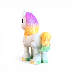 Szivárványos Varázs unikornis figura � színpompás mozgatható játszótárs - játék & sport - plüssállat & játékfigura - unikornis - Meska.hu