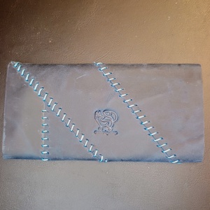 Patchwork bőr dohánytartó cigipapír zsebbel - táska & tok - pénztárca & más tok - dohánytasak & szütyő - Meska.hu Patchwork bőr dohánytartó cigipapír zsebbel - táska & tok - pénztárca & más tok - dohánytasak & szütyő - Meska.hu