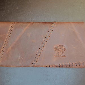 Patchwork bőr dohánytartó cigipapír zsebbel - táska & tok - pénztárca & más tok - dohánytasak & szütyő - Meska.hu Patchwork bőr dohánytartó cigipapír zsebbel - táska & tok - pénztárca & más tok - dohánytasak & szütyő - Meska.hu