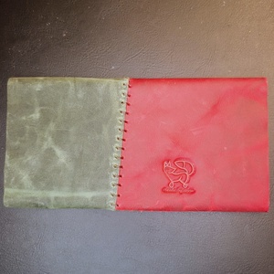 Patchwork bőr dohánytartó cigipapír zsebbel - táska & tok - pénztárca & más tok - dohánytasak & szütyő - Meska.hu Patchwork bőr dohánytartó cigipapír zsebbel - táska & tok - pénztárca & más tok - dohánytasak & szütyő - Meska.hu