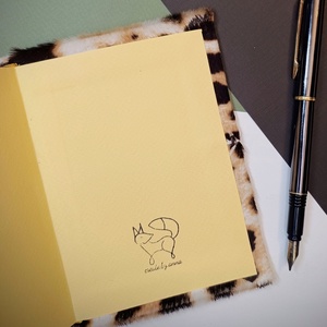 Vadmacska szőr-bőrkötsű napló A6 - otthon & életmód - papír, írószer - jegyzetfüzet & napló - Meska.hu Vadmacska szőr-bőrkötsű napló A6 - otthon & életmód - papír, írószer - jegyzetfüzet & napló - Meska.hu