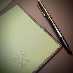 Egyedi bőrkötsű napló szemekkel - otthon & életmód - papír, írószer - jegyzetfüzet & napló - Meska.hu