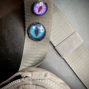 Szemes kitűző - ékszer - kitűző és bross - Meska.hu