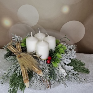Adventi koszorú síléccel, Karácsony, Karácsonyi lakásdekoráció, Karácsonyi lakásdíszek, Virágkötés, MESKA
