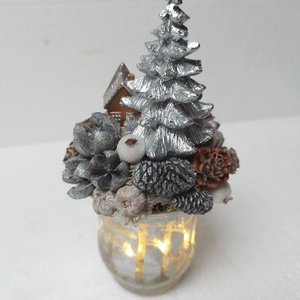Fenyőfa házikóval karácsonyi dísz - karácsony - karácsonyi lakásdekoráció - ünnepi asztaldekoráció - Meska.hu