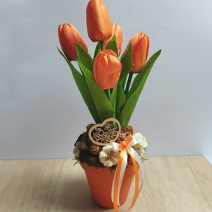Tulipános tavaszi asztaldísz, Otthon & Életmód, Dekoráció, Asztal és polc dekoráció, Asztaldísz, Virágkötés, MESKA