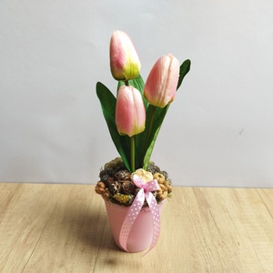 Tulipános tavaszi asztaldísz - Meska.hu
